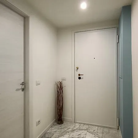 Sahi - Via Dei Ciclamini Mm1 Primaticcio, Stadio San Siro, Ospedale San Carlo דירה