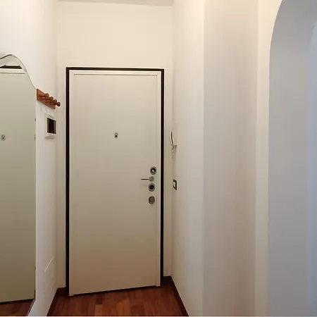 דירה Sahi - Via Dei Ciclamini Mm1 Primaticcio, Stadio San Siro, Ospedale San Carlo