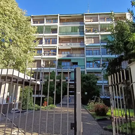 Apartment Sahi - Via Dei Ciclamini Mm1 Primaticcio, Stadio San Siro, Ospedale San Carlo Mailand
