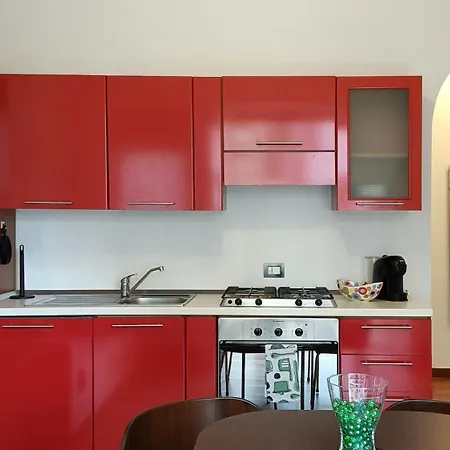 Appartement Sahi - Via Dei Ciclamini Mm1 Primaticcio, Stadio San Siro, Ospedale San Carlo *